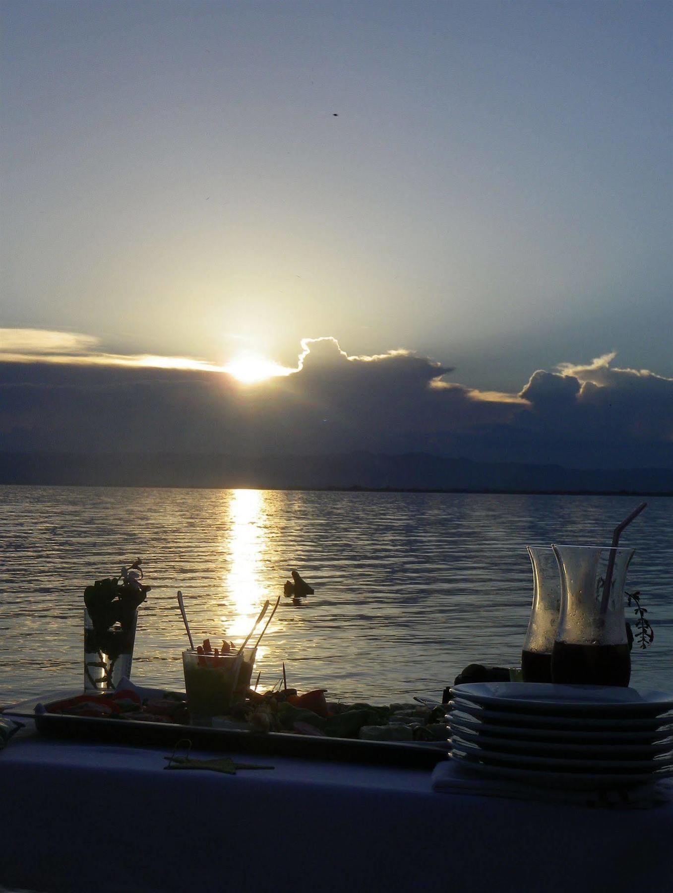 Blue Zebra Island Lodge Senga Экстерьер фото