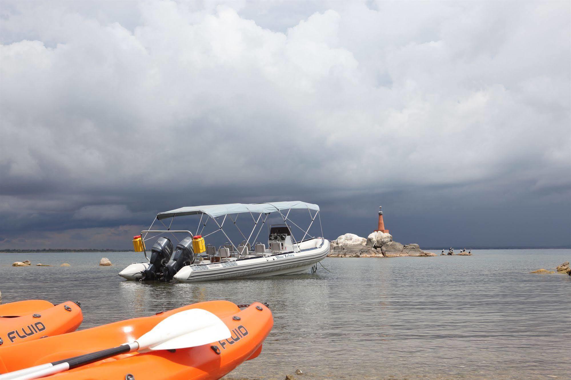 Blue Zebra Island Lodge Senga Экстерьер фото